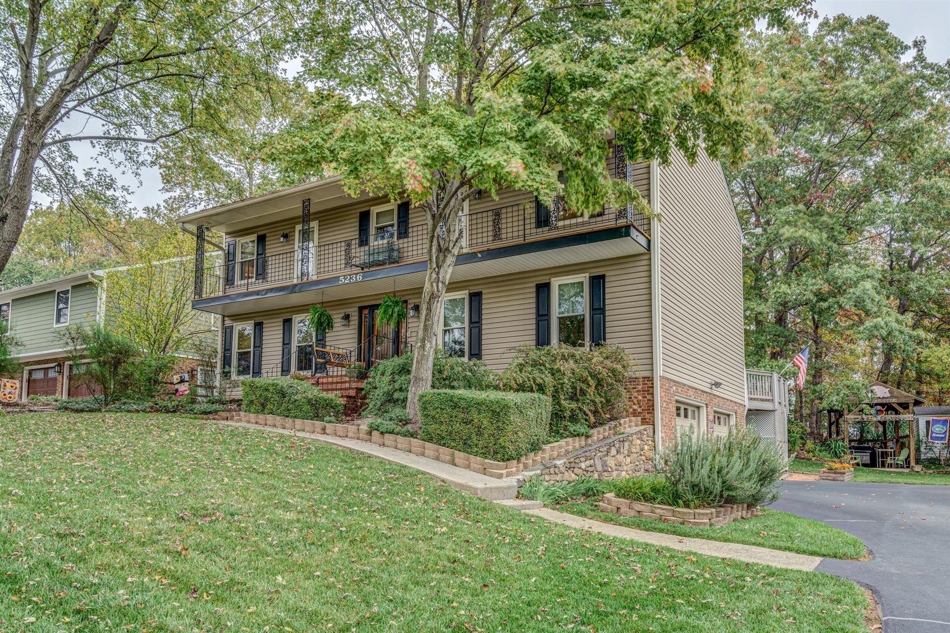 5236 Sundance Road Salem, VA 24153 - Photo 2 of 58 02-DSC4276_77_78_79_80