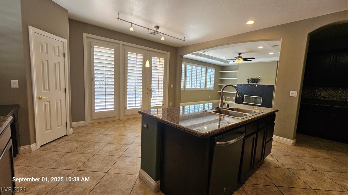 10830 Del Rudini Street Las Vegas, NV 89141 - Photo 11 of 33