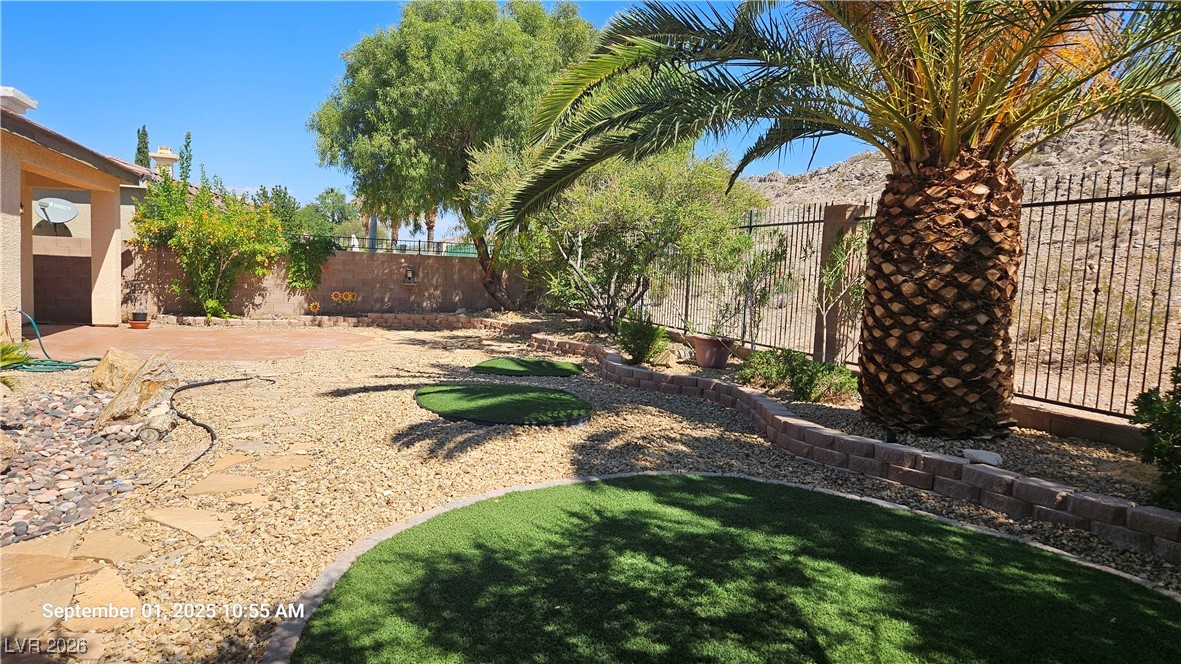 10830 Del Rudini Street Las Vegas, NV 89141 - Photo 32 of 33