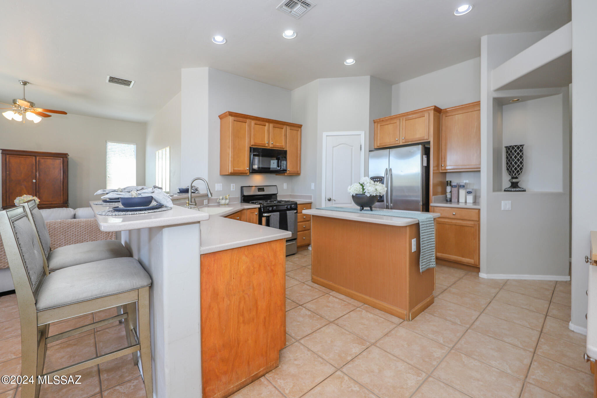 7856 North Rondure Loop Tucson, AZ 85743 - Photo 11 of 42