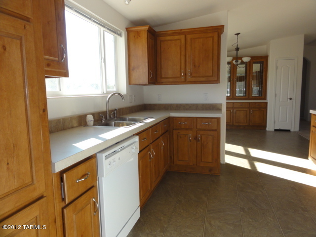 9171 South Fillmore Road Tucson, AZ 85736 - Photo 11 of 34