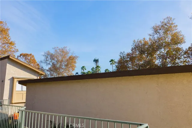 $2,200 | 1219 Edwards Street, Unit 33, Redlands, CA 92374