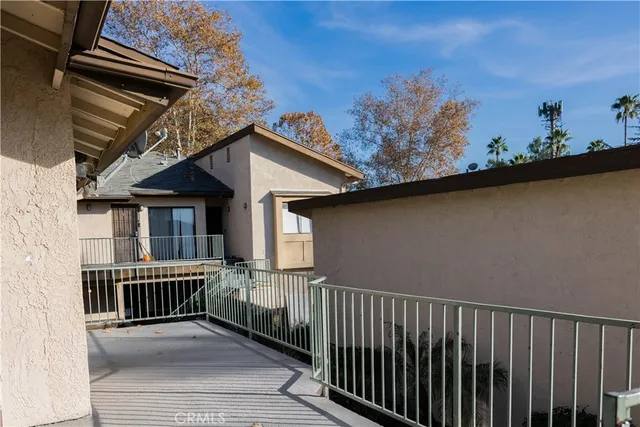 $2,200 | 1219 Edwards Street, Unit 33, Redlands, CA 92374