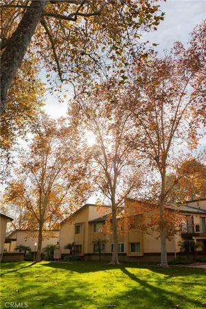$2,200 | 1219 Edwards Street, Unit 33, Redlands, CA 92374