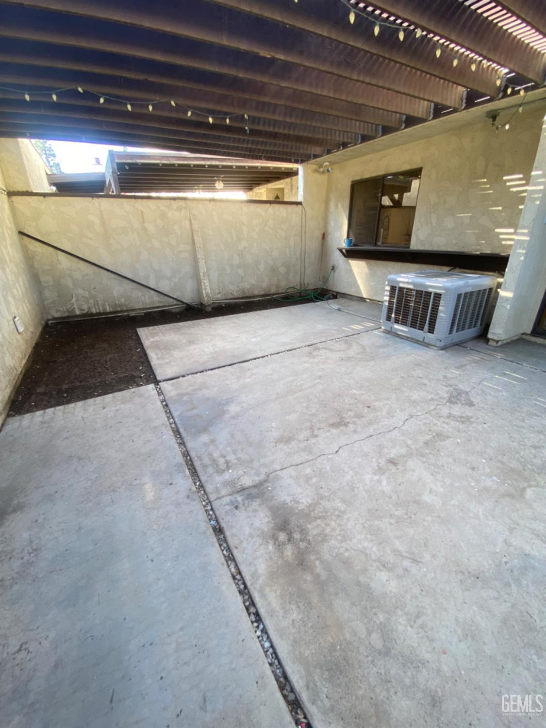 Undisclosed Address Bakersfield, CA 93309 - Photo 29 of 31 a view of garage