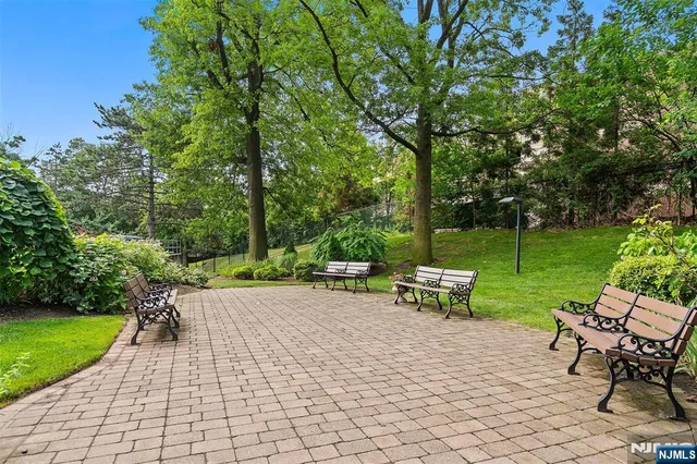 $2,300 | 301 Beech Street, Unit 5F, Hackensack, NJ 07601