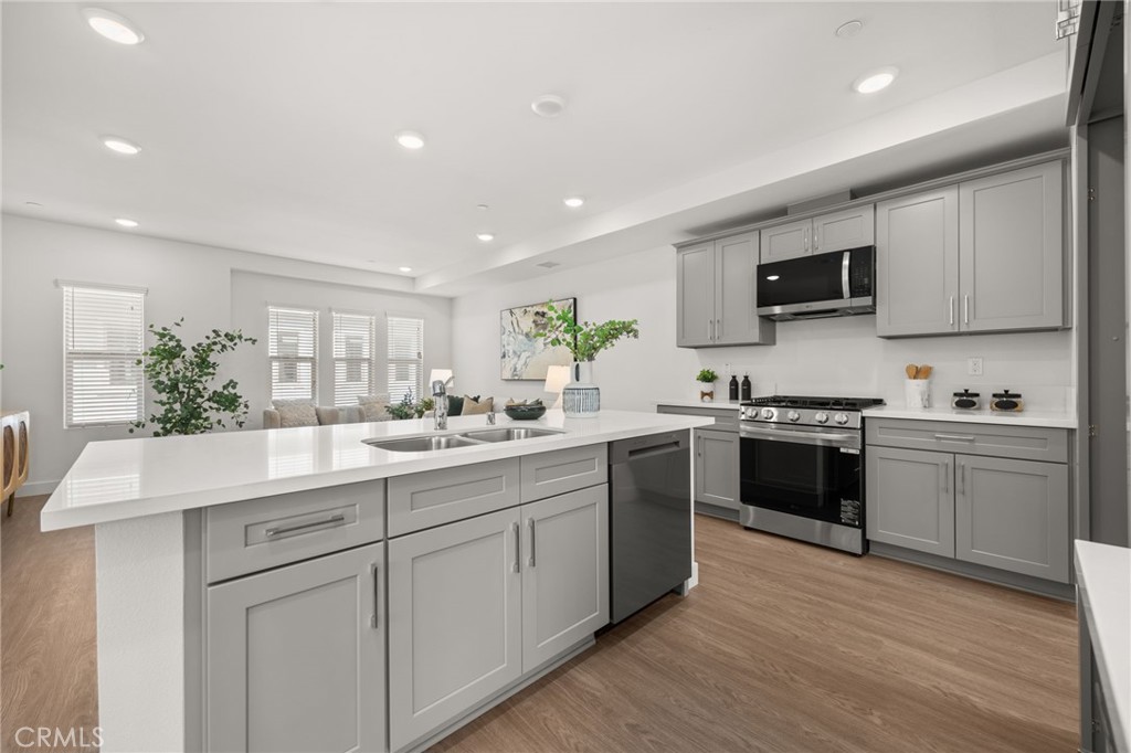 2109 North White Avenue, Unit A La Verne, CA 91750 - Photo 8 of 28