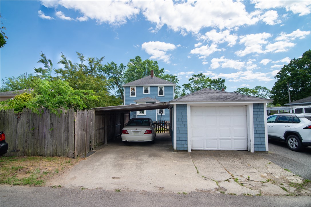 46 Shore Road East Providence, RI 02915 - Photo 15 of 47