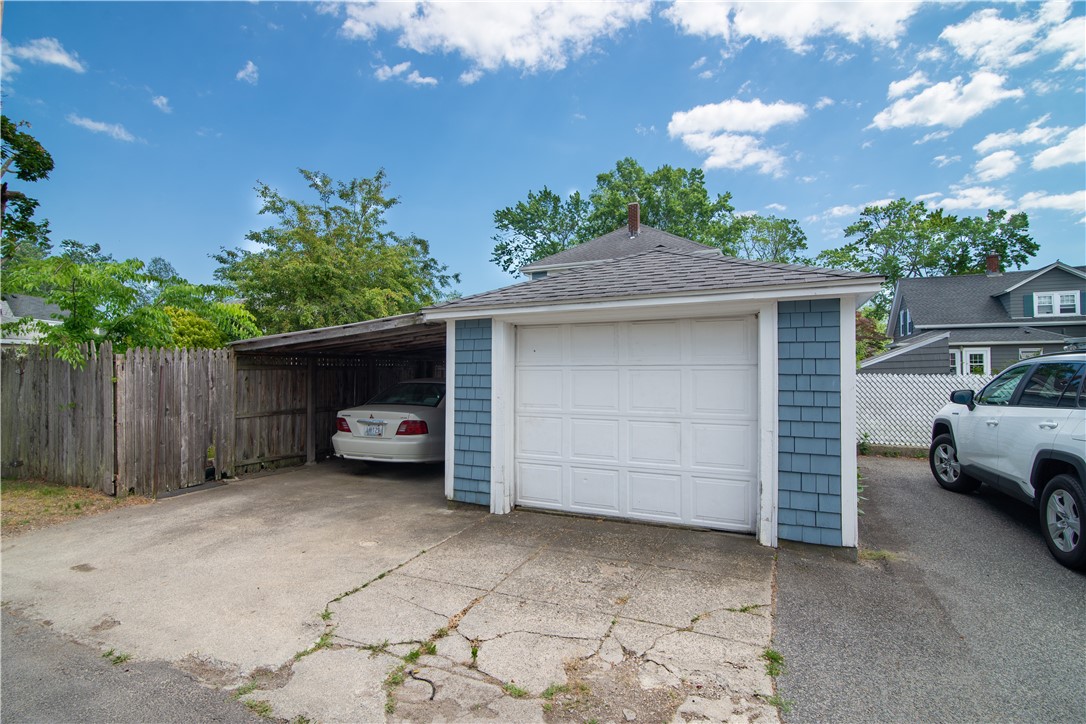 46 Shore Road East Providence, RI 02915 - Photo 16 of 47