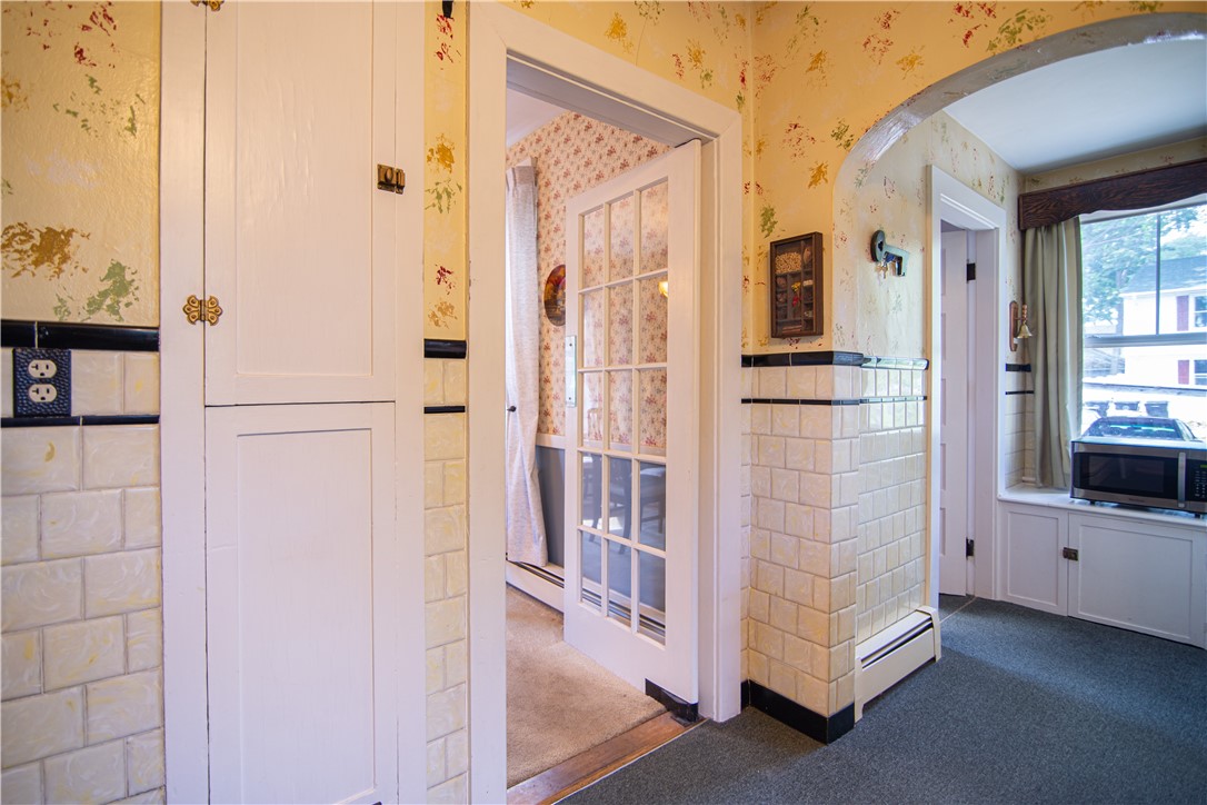 46 Shore Road East Providence, RI 02915 - Photo 18 of 47
