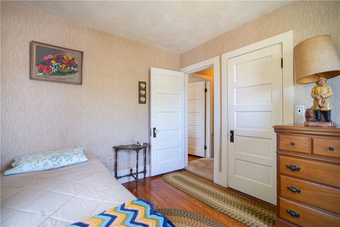 46 Shore Road East Providence, RI 02915 - Photo 27 of 47