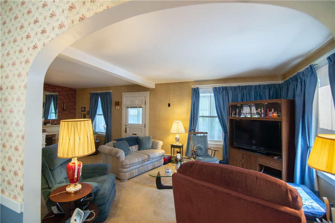 46 Shore Road East Providence, RI 02915 - Photo 32 of 47