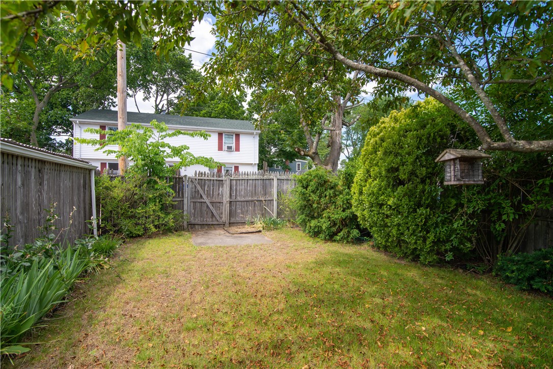 46 Shore Road East Providence, RI 02915 - Photo 46 of 47