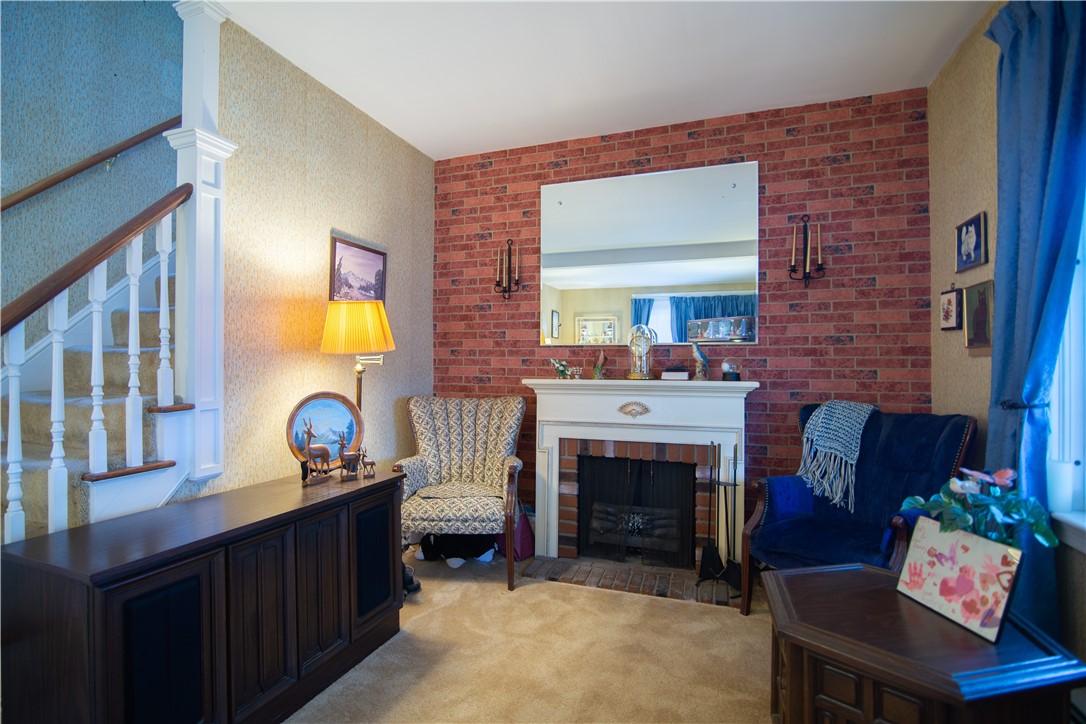 46 Shore Road East Providence, RI 02915 - Photo 9 of 47