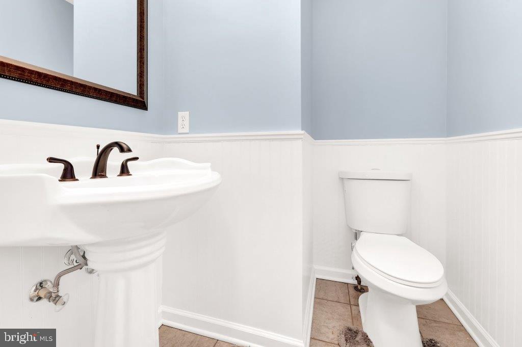 1719 Dixie Line Road Elkton, MD 21921 - Photo 14 of 30 Convenient Half Bath on Main Level