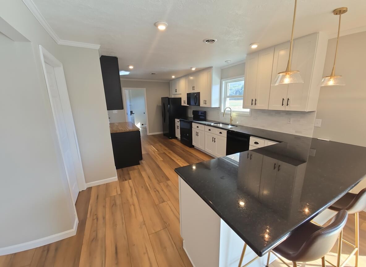 858 Main Street Decatur, TN 37322 - Photo 11 of 43