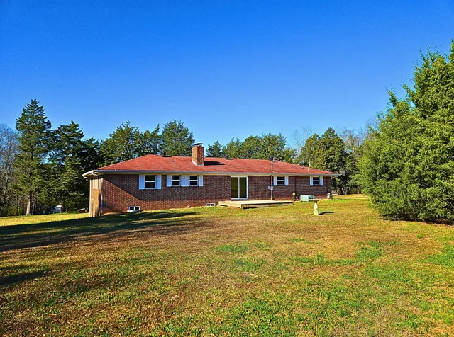 a view of an ocean house