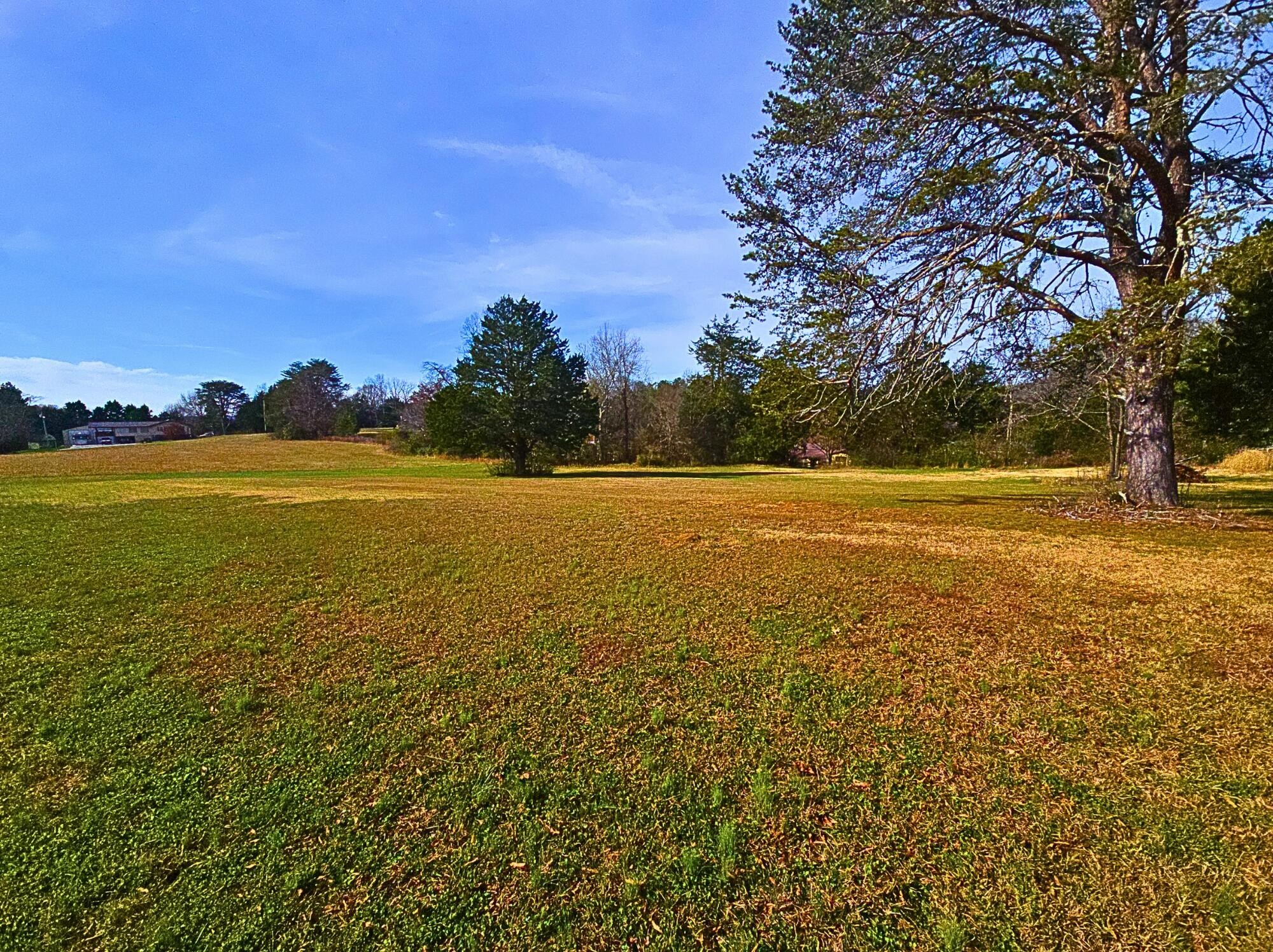 858 Main Street Decatur, TN 37322 - Photo 46 of 47 a view of an ocean and beach