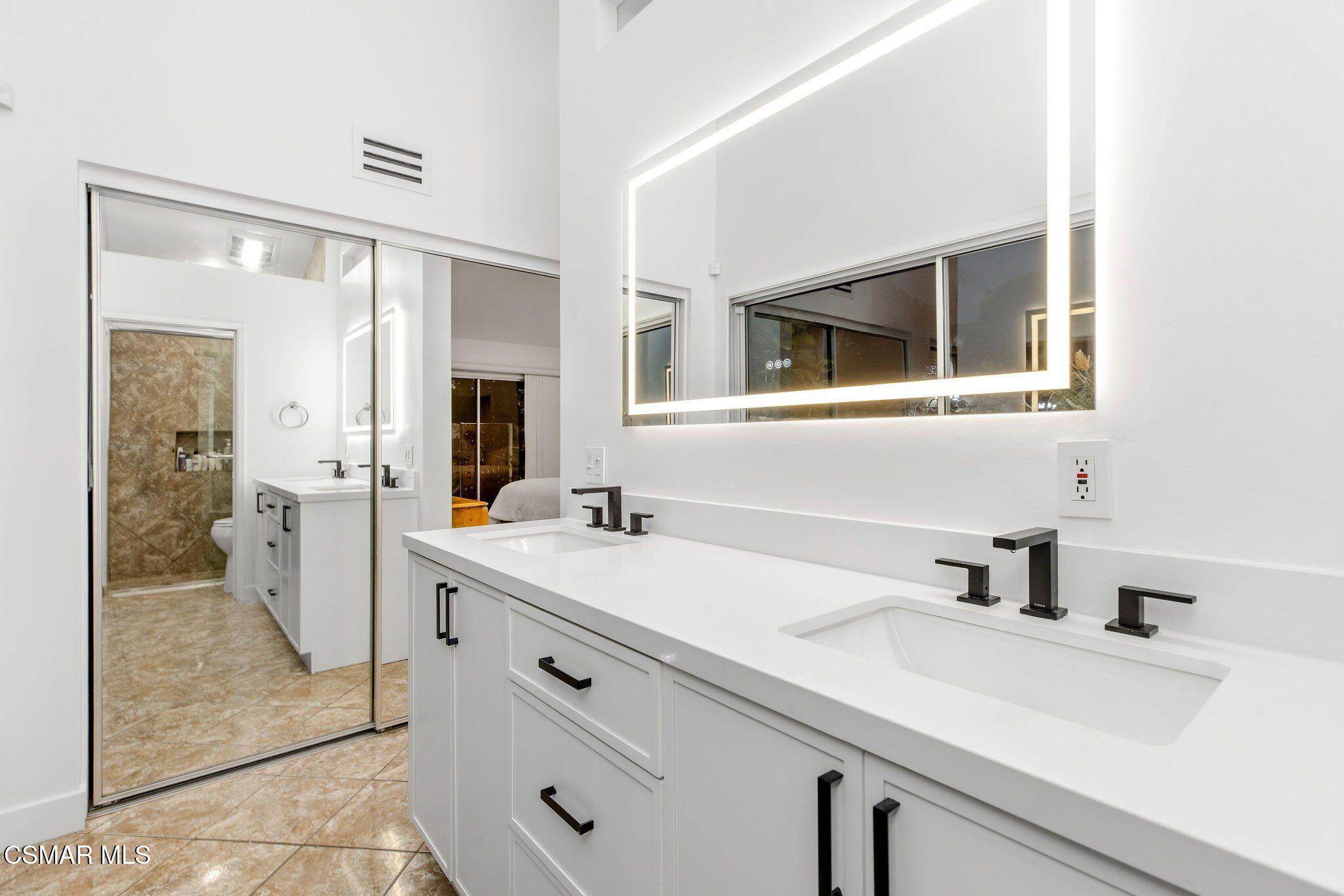 4516 Knightsgate Road Westlake Village, CA 91361 - Photo 17 of 42 Primary Bathroom & Closet