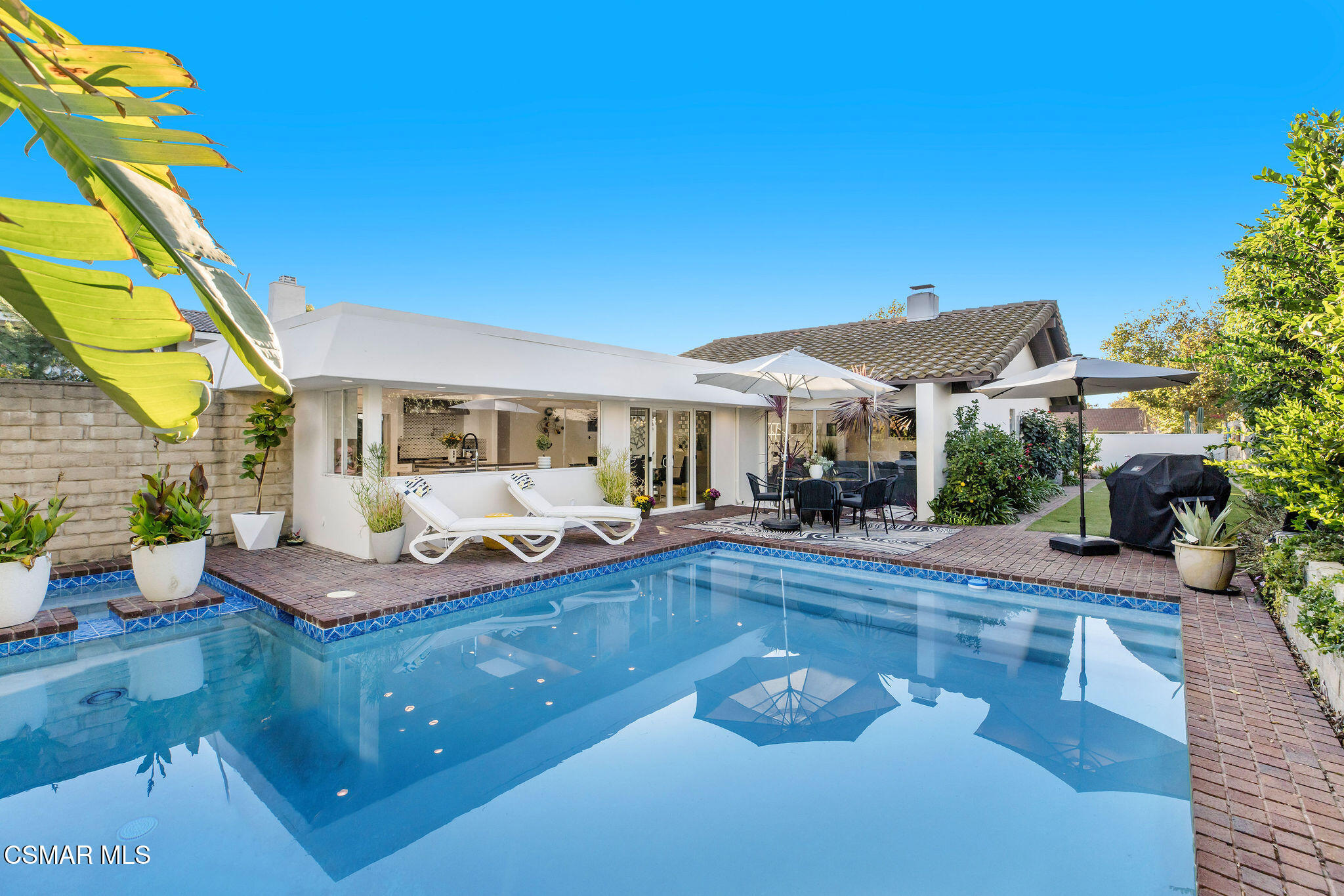 4516 Knightsgate Road Westlake Village, CA 91361 - Photo 28 of 42 Backyard/ Pool & Spa