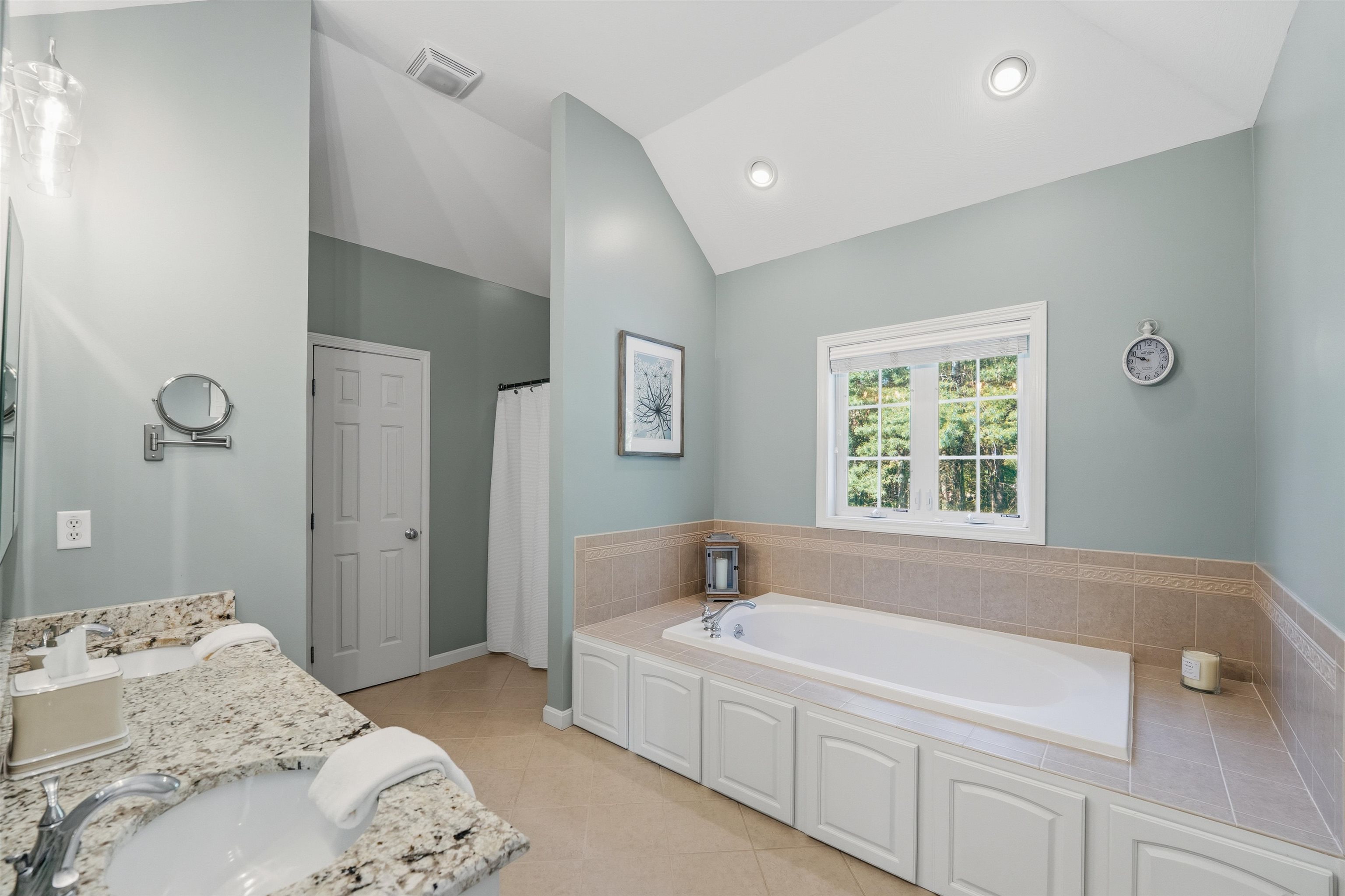 7 Ballard Road Pelham, NH 03076 - Photo 20 of 47
