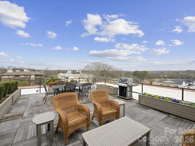 $1,019,000 | 2445 Selwyn Avenue, Unit 202, Charlotte, NC 28209