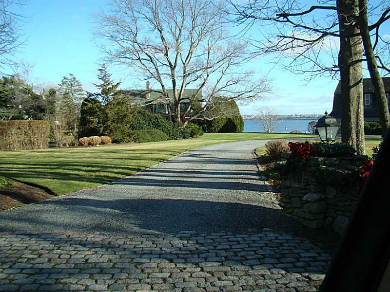 13 Stonegate Road Warren, RI 02885 - Photo 6 of 11 Other.