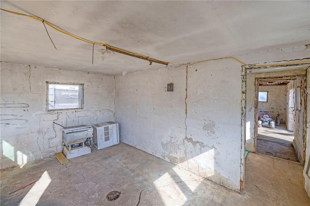 22244 Northwest 1400th Road Garnett, KS 66032 - Photo 39 of 72