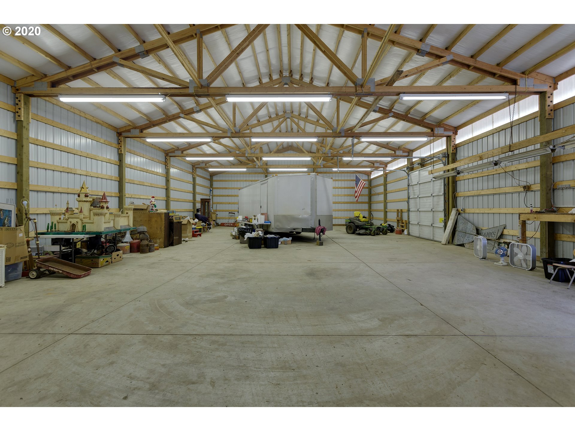 37220 Southeast Bluff Road Boring, OR 97009 - Photo 18 of 26 a view of garage