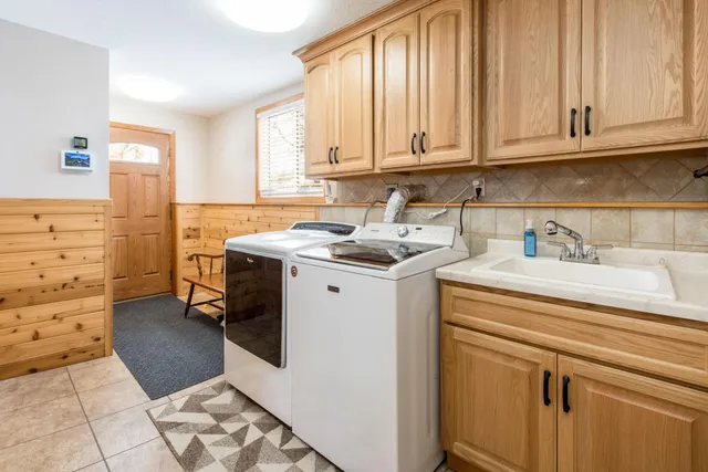 $560,000 | 17395 Highway 114, Starbuck, MN 56381