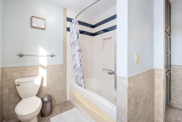 $560,000 | 17395 Highway 114, Starbuck, MN 56381