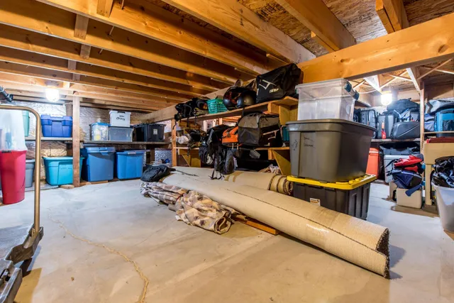 $560,000 | 17395 Highway 114, Starbuck, MN 56381