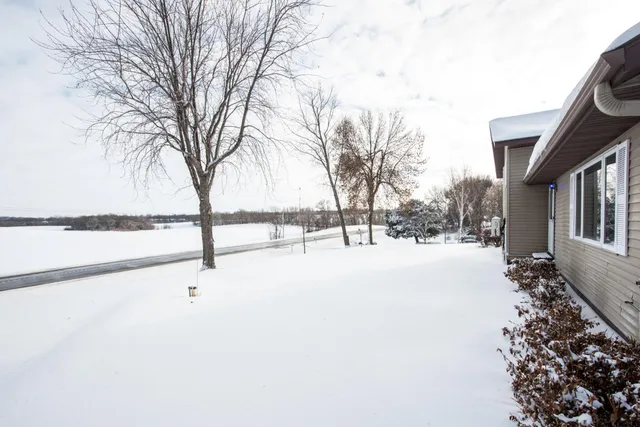 $560,000 | 17395 Highway 114, Starbuck, MN 56381