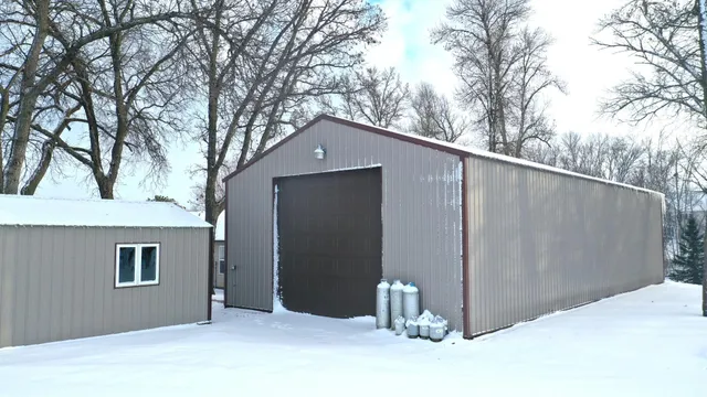 $560,000 | 17395 Highway 114, Starbuck, MN 56381