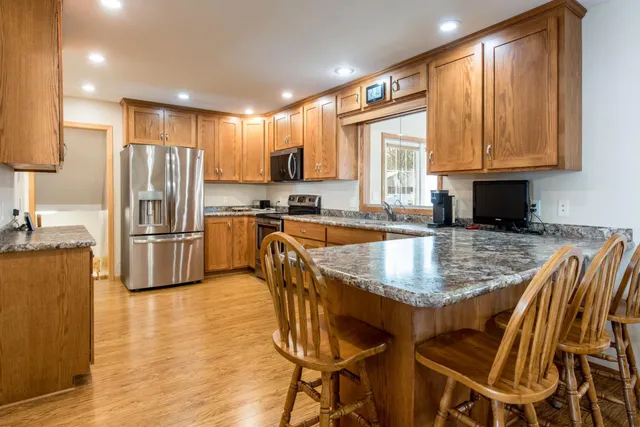 $560,000 | 17395 Highway 114, Starbuck, MN 56381