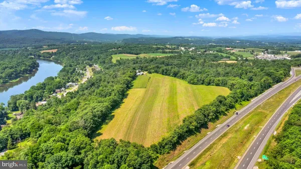 $849,000 | 159 Juniata Parkway East, Newport, PA 17074