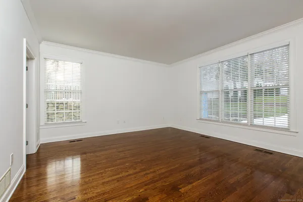 $15,000 | 136 Harrison Avenue, New Canaan, CT 06840