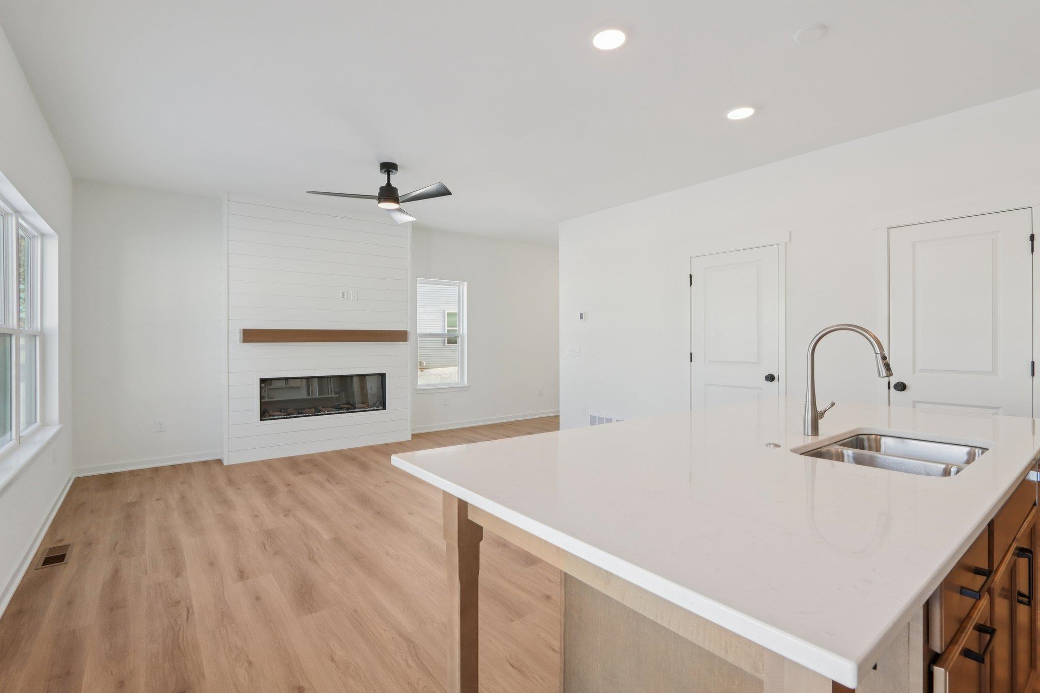 578 Buss Cottage Grove, WI 53527 - Photo 6 of 25