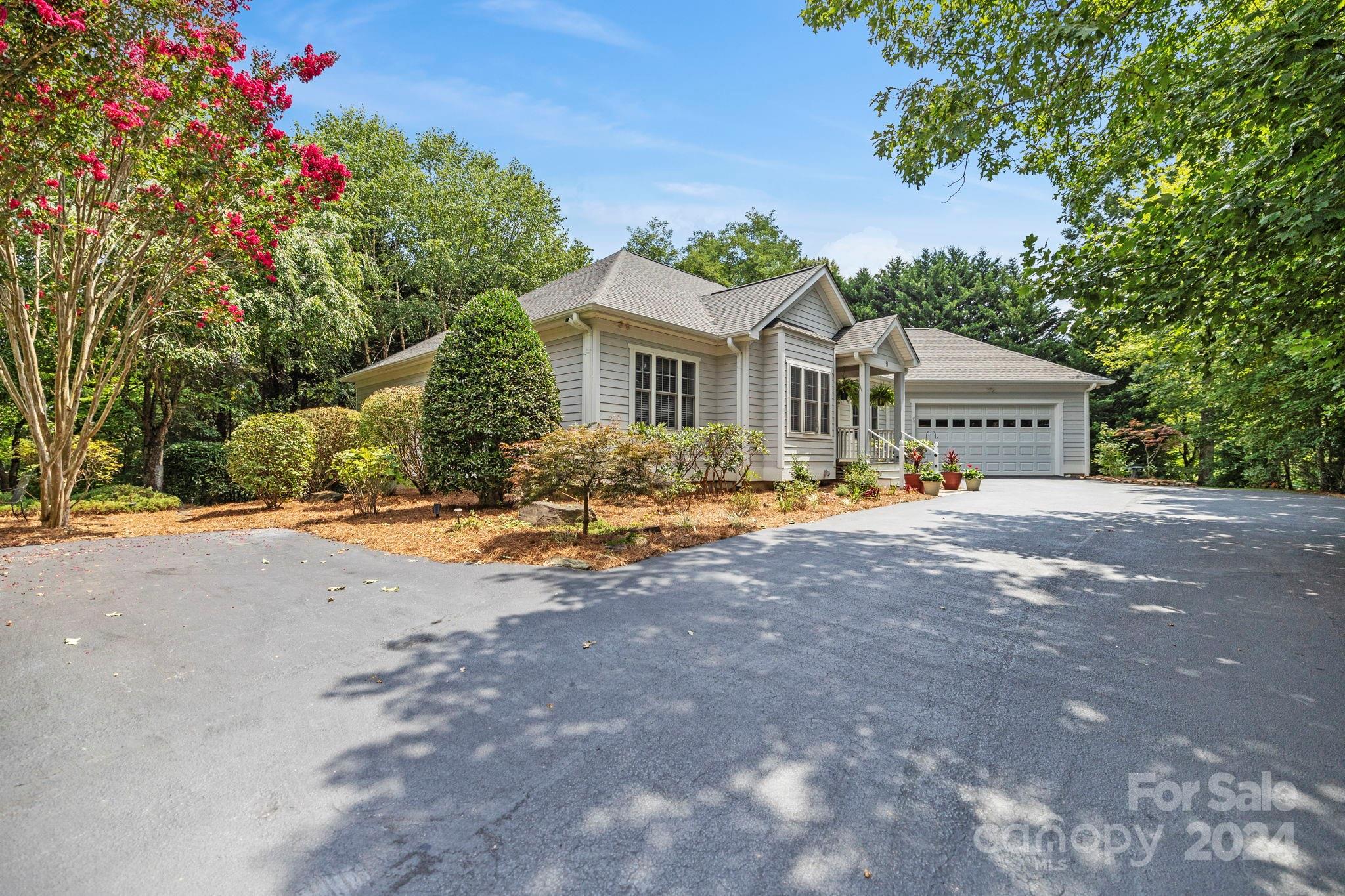 9 Country Club Road Mills River, NC 28759 - Photo 4 of 47 Gallery Image 4