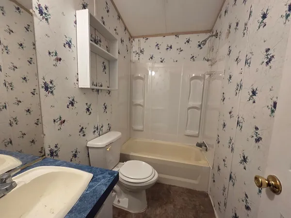 $1,200 | 106 A Clark Street, Ingram, TX 78025