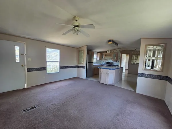 $1,200 | 106 A Clark Street, Ingram, TX 78025