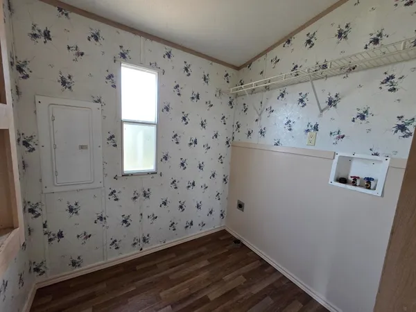 $1,200 | 106 A Clark Street, Ingram, TX 78025