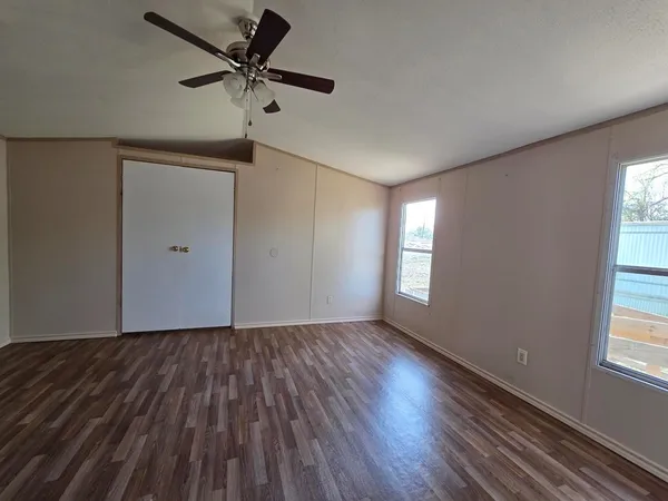 $1,200 | 106 A Clark Street, Ingram, TX 78025