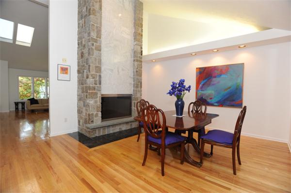 26 Sentry Hill Road Sharon, MA 02067 - Photo 12 of 30 Gallery Image 12
