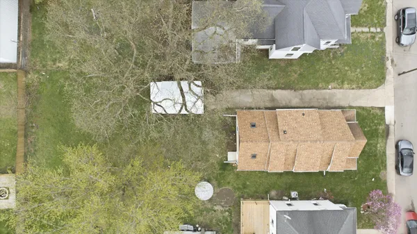 $189,000 | 323 Douglas Avenue, Dixon, IL 61021