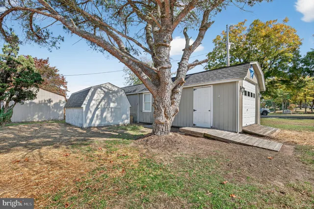 $825,000 | 38884 Collinwood Drive, Abell, MD 20606