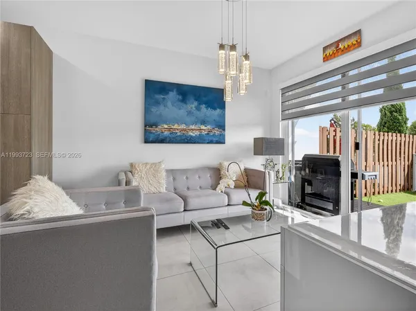 $805,000 | 7159 Northwest 102nd Place, Doral, FL 33178