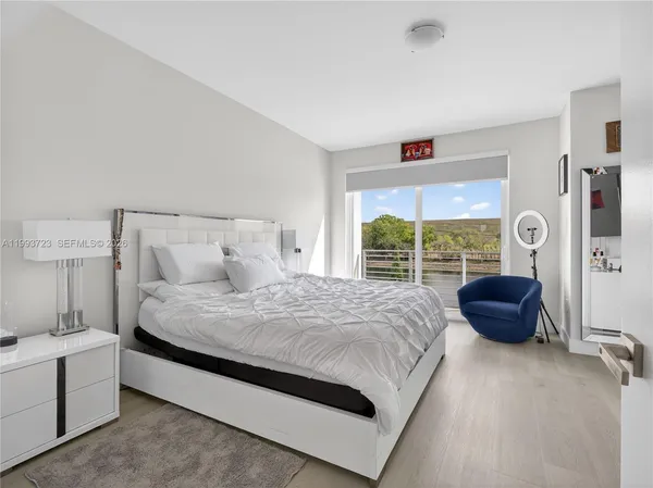 $805,000 | 7159 Northwest 102nd Place, Doral, FL 33178