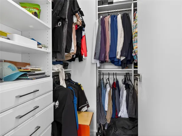 $805,000 | 7159 Northwest 102nd Place, Doral, FL 33178