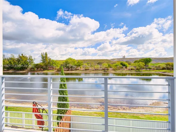 $805,000 | 7159 Northwest 102nd Place, Doral, FL 33178